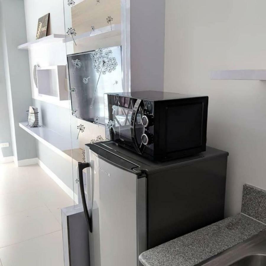 The Penn Room Tagaytay At Cool Suites Tagaytay City Екстер'єр фото
